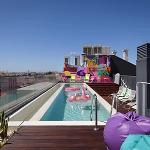 *** Hotel Moxy Portugalia